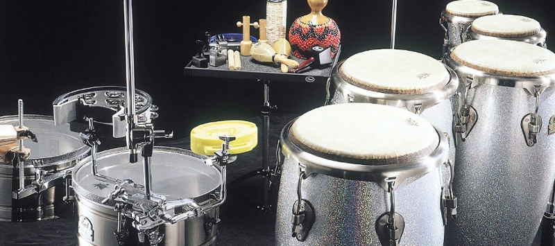 Percussão (Seg e Qua | 19h às 21h | a partir de 12 anos)