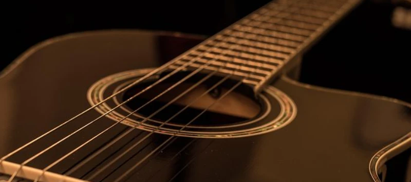 Violão Prof. Igor Nicolai (Seg e Qua | 10h às 12h | a partir de 11 anos)
